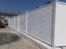 深圳寶安工地500㎡PVC圍擋當天送達，旭東圍擋批發(fā)讓采購更省心！