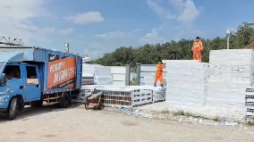 圍擋選錯(cuò)一款，工地多折騰！龍崗學(xué)校建設(shè)工地用需要1000平方米發(fā)貨